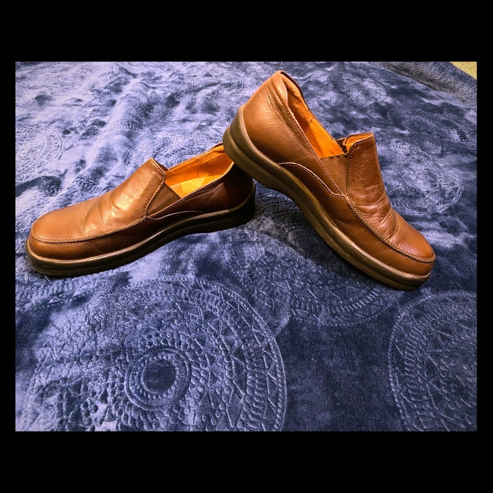 FOOTPRINTS by Birkenstock shoes